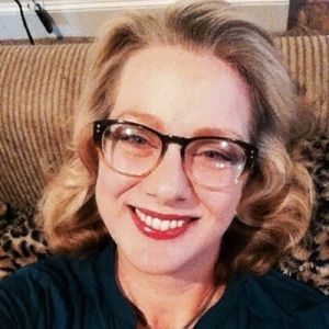 Meet your Posher, Cynthia